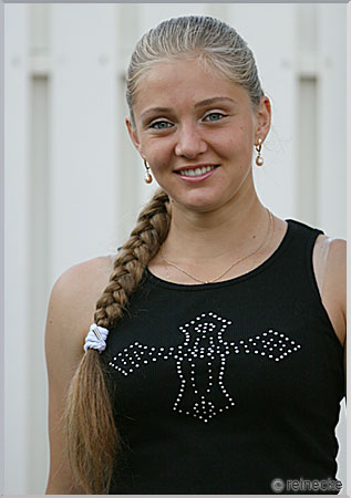 http://www.tennis-reinecke.de/img/bild/anna/332.jpg